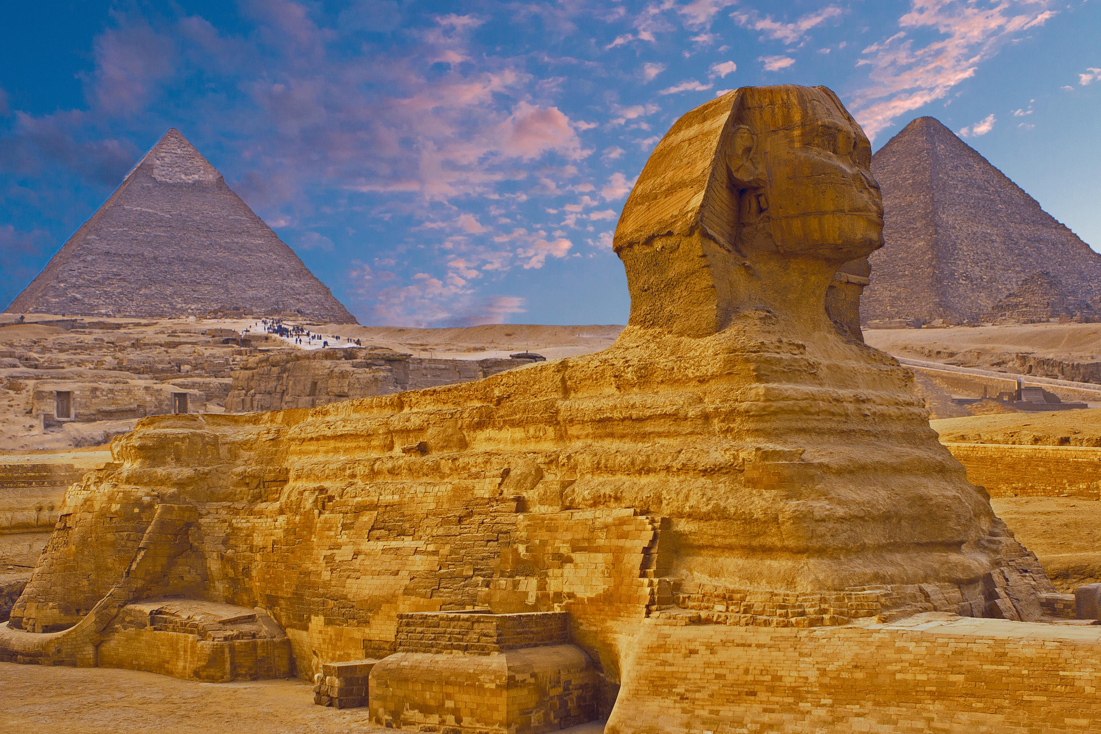 Giza Plateau Pyramids & Sphinx