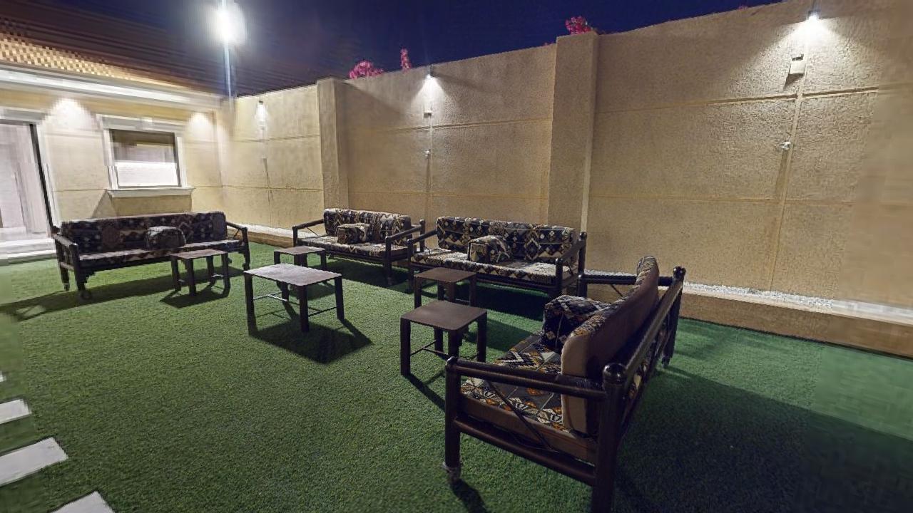 Comfy Istiraha with Comfortable and Simple Furniture | 2158 Terrace/Patio