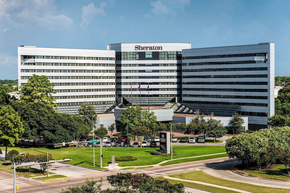 Sheraton North Houston at George Bush Intercontinental Exterior