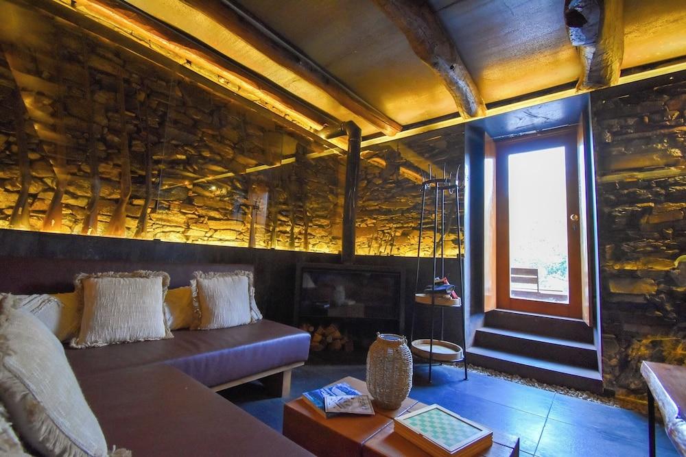 Moinhos do Paiva Lobby Sitting Area