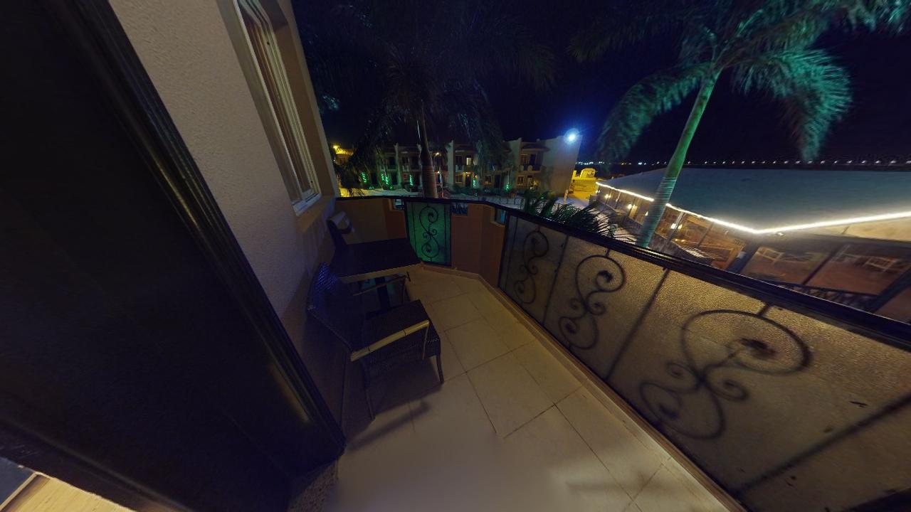 Elegant Chalet with Comfortable and Simple Furniture | 2022 Balcony