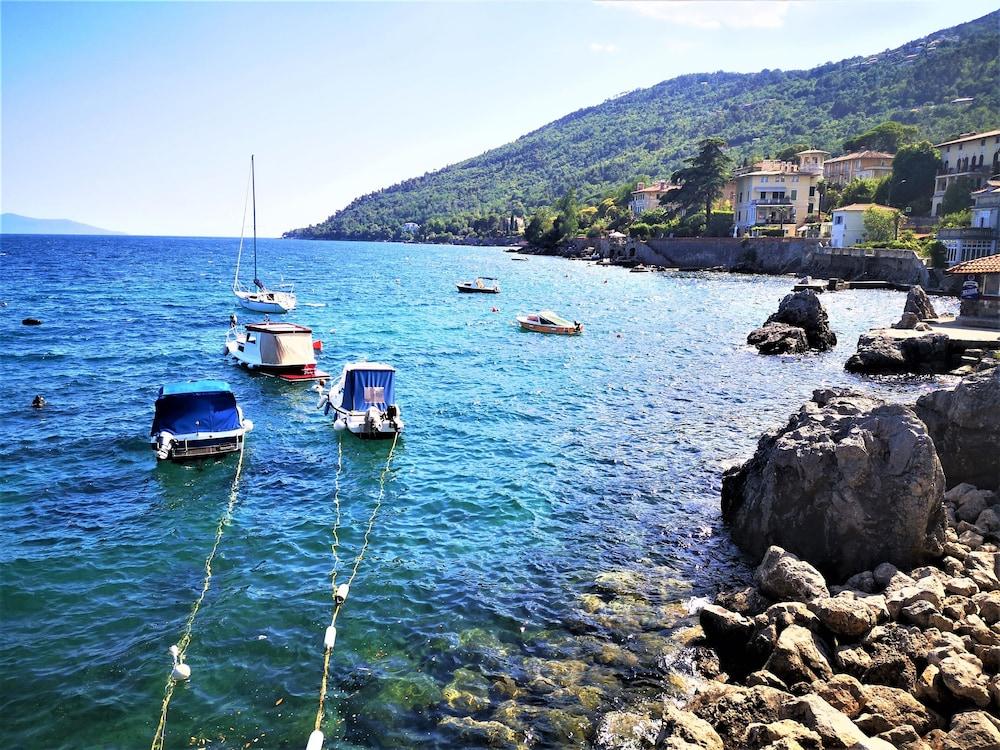 برايت 3 بد روم أبارتمنت إن لوفران الشاطئ