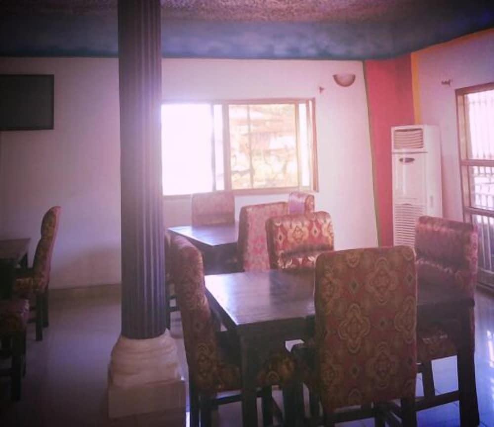 WS Diamond Hotel Interior