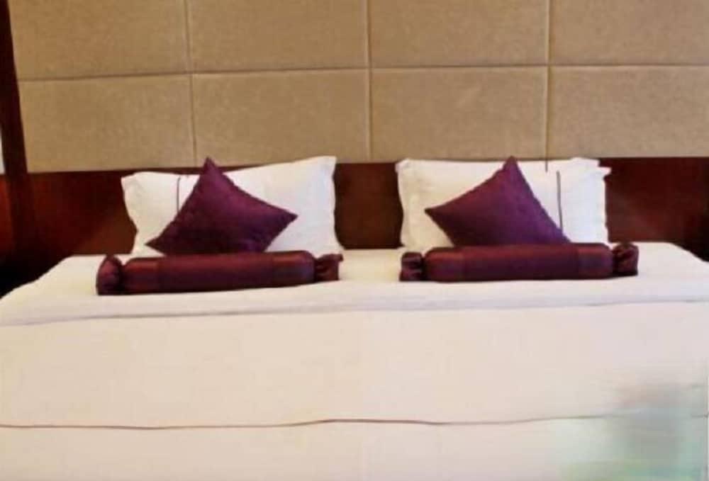 Jianghong International Hotel