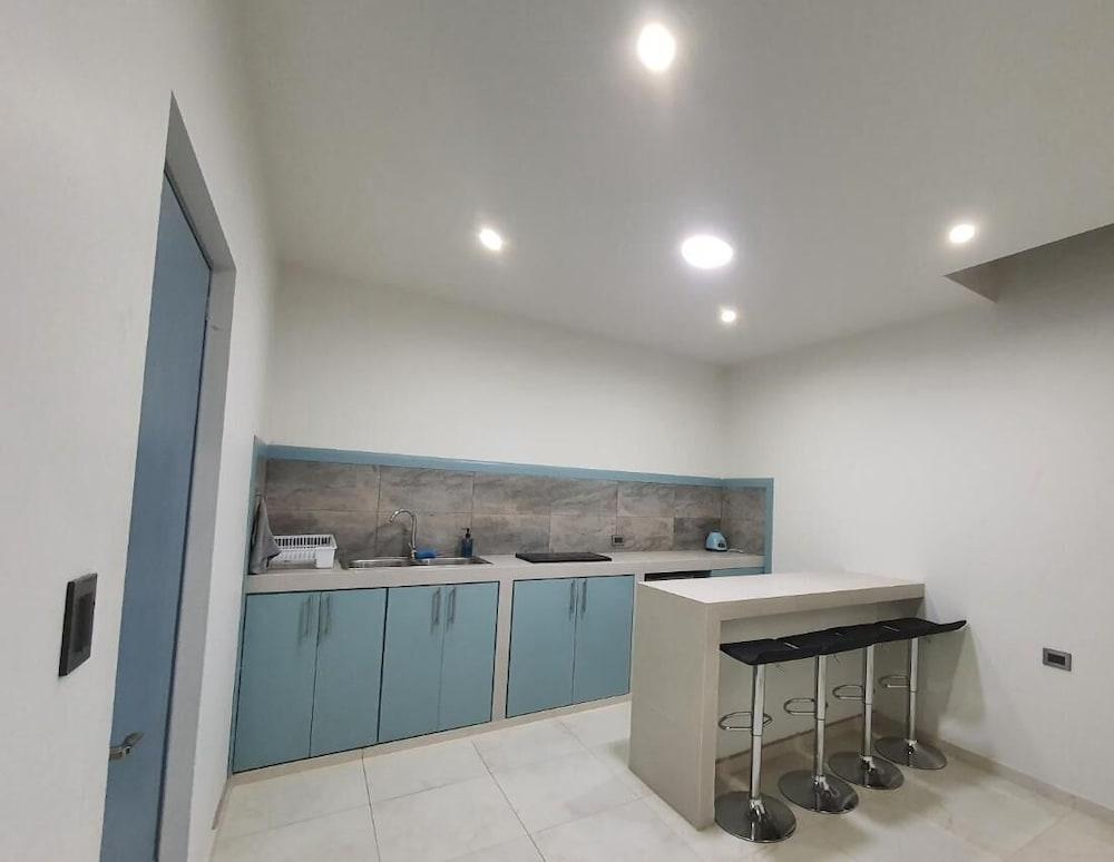 ديبارتامنتو 11 بيرسوناس، سنتريكو أه 3 مين دي باسيو دورانجو داخلي