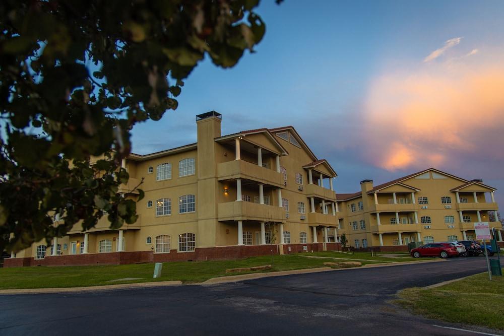 تانغلوود ريزورت أون ليك تيكسوم، ، آن أسيند كوليكشن ريزورت المنطقة الخارجية