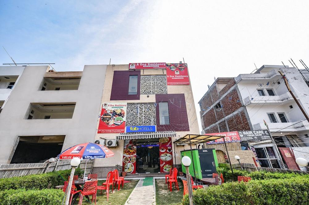 Fabexpress A One Residency Exterior