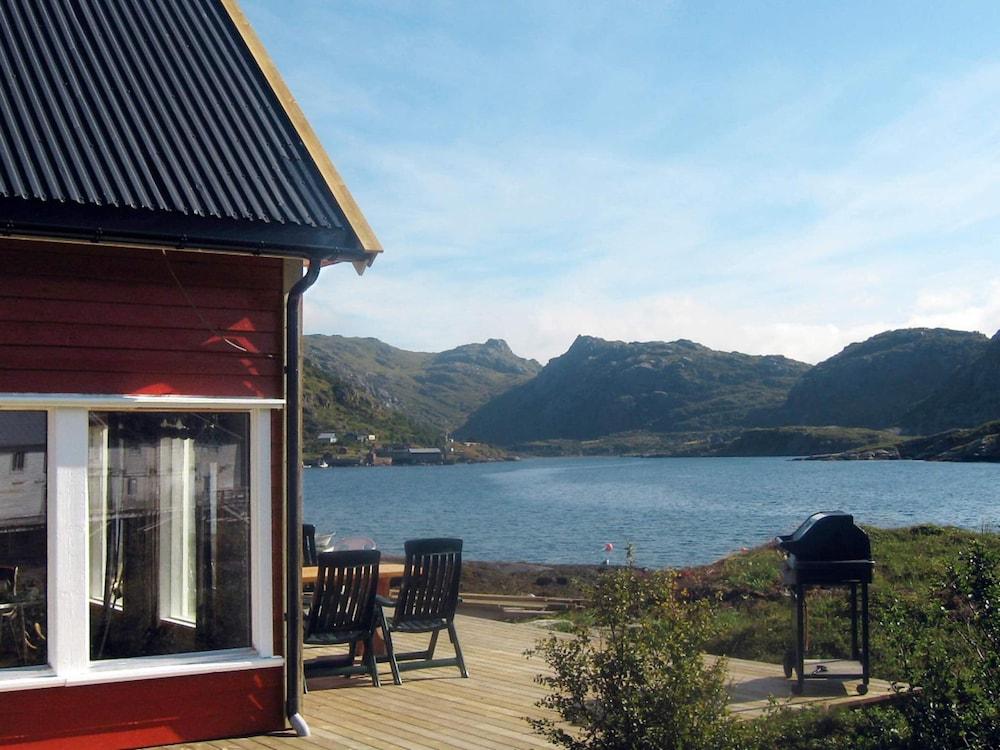 6 Person Holiday Home in Bostad-by Traum