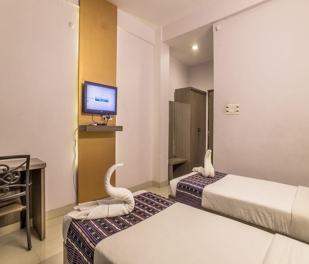 Utsav Resort by The Citi Residenci Room