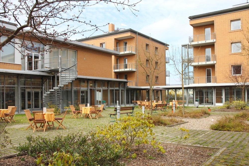 VCH Hotel Greifswald Exterior