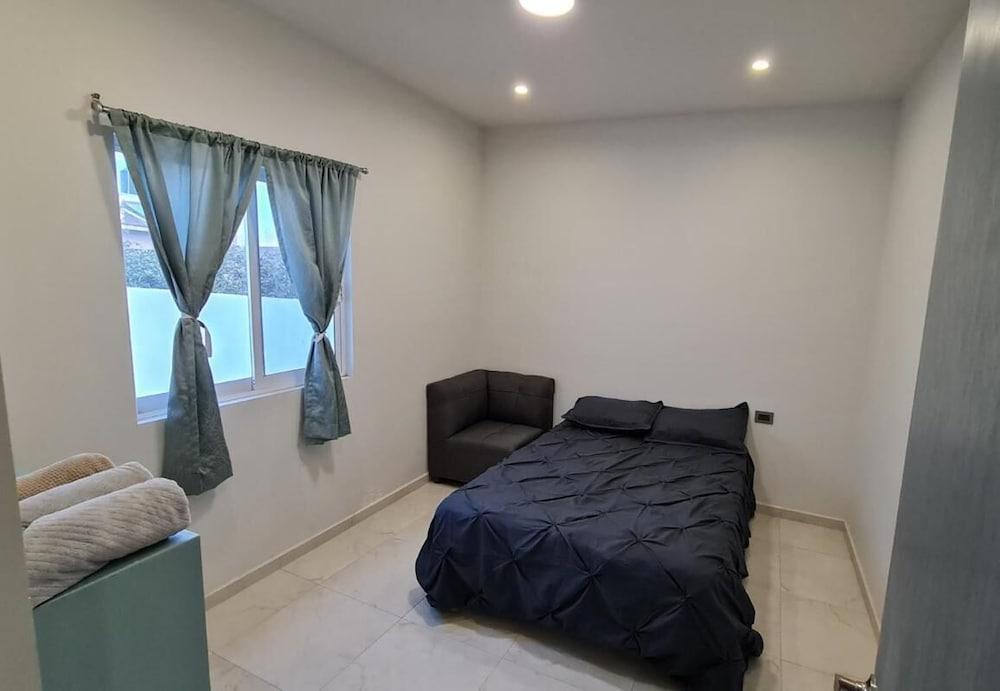 ديبارتامنتو 11 بيرسوناس، سنتريكو أه 3 مين دي باسيو دورانجو الصورة الأساسية