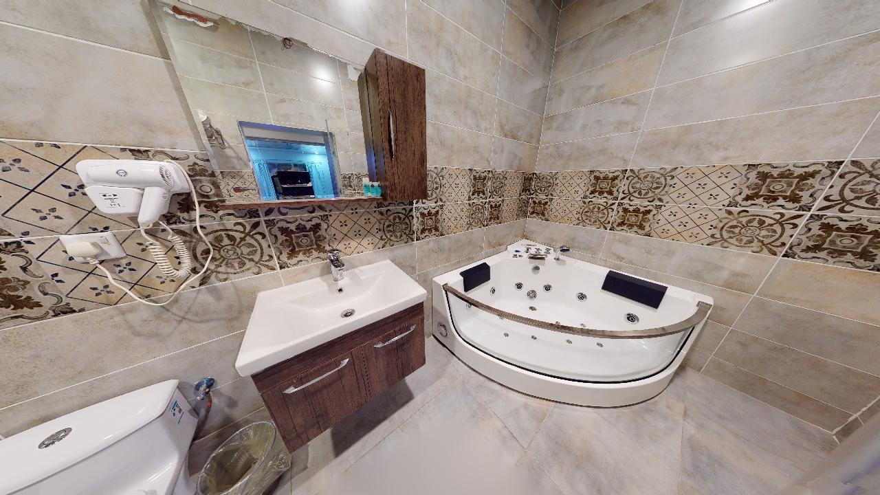 Attractive Chalet with Pool | 1383 Bathroom