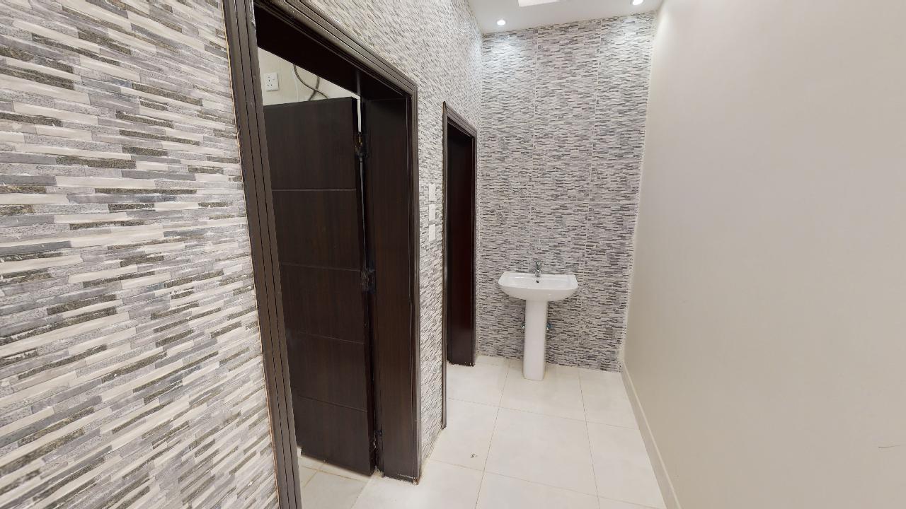 Attractive Chalet with Pool | 1105 Bathroom