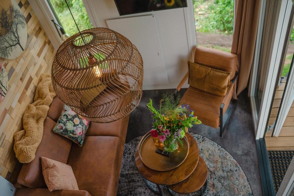 Tiny River House 2 Guest Room