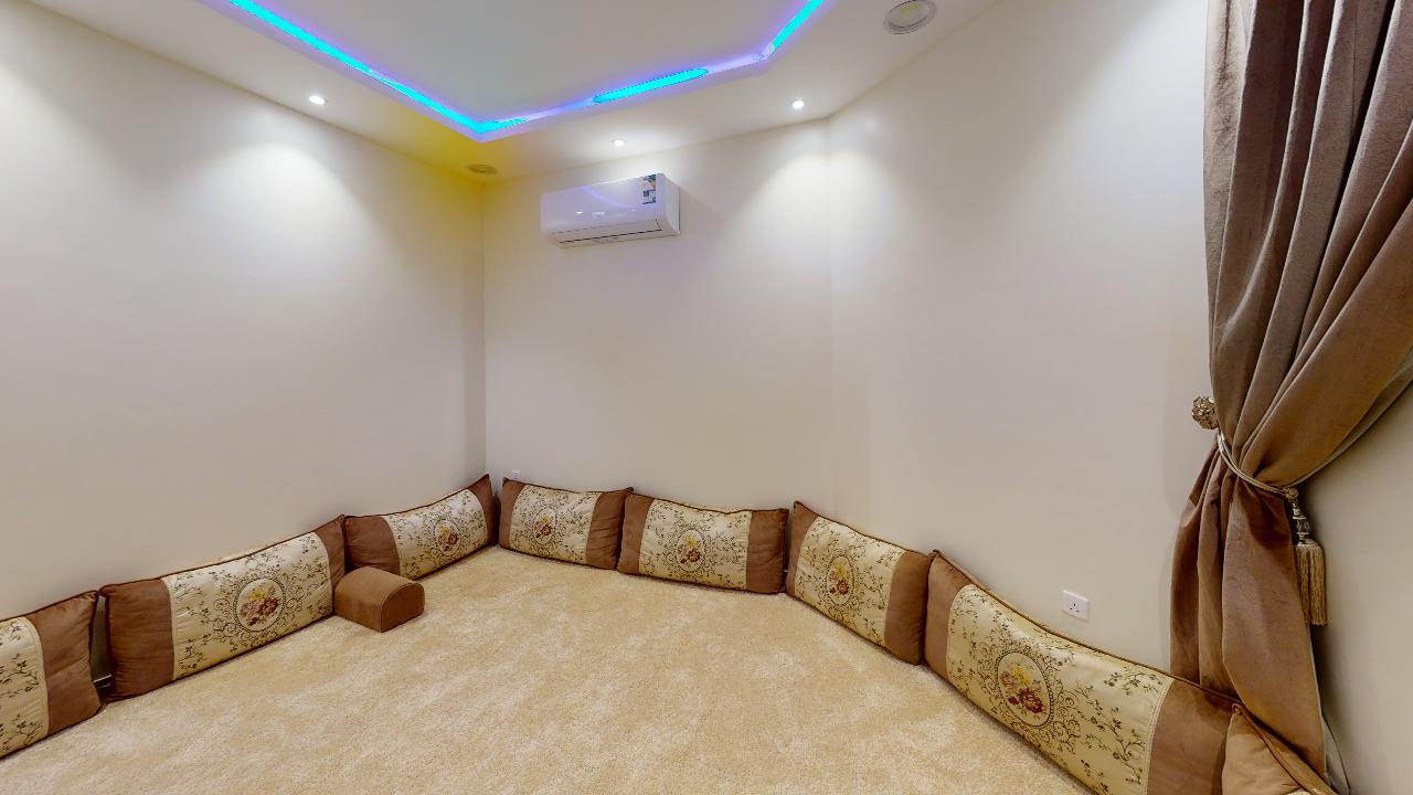 Comfy Istiraha with Pool | 626 Indoor majlis