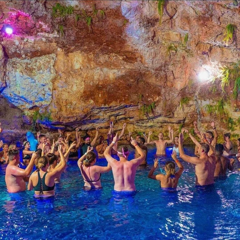 Sol Caribe Beach Group Others