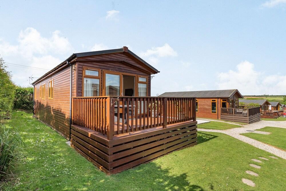 2 The Beeches Featured Image