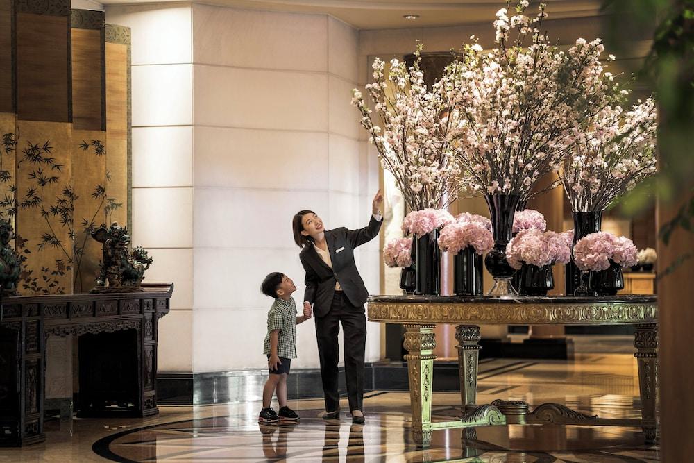 فور سيزونز هوتل سينجابور الفندق من الداخل