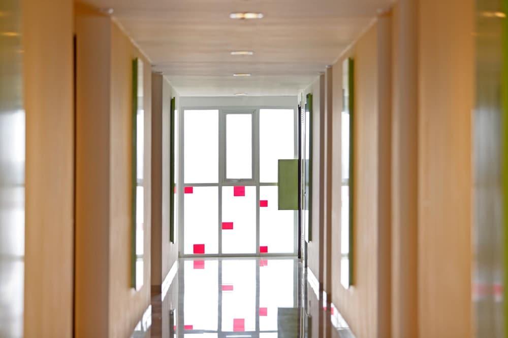 Amaris Hotel Pakuan Bogor Interior
