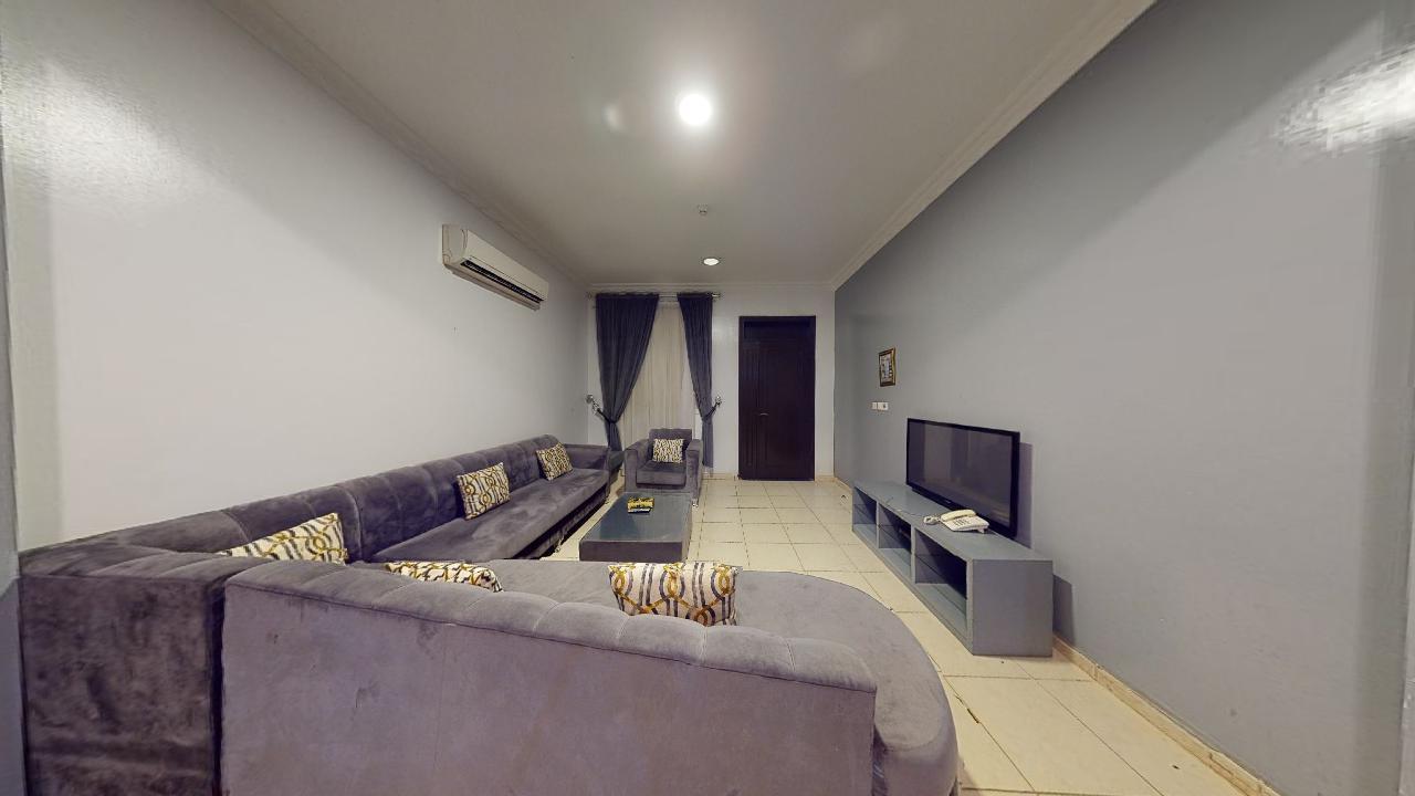 Amazing Chalet with Comfortable and Simple Furniture | 2024