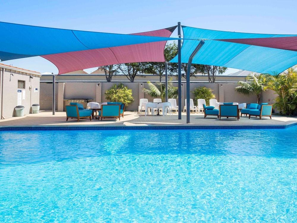 ibis Styles Geraldton Featured Image