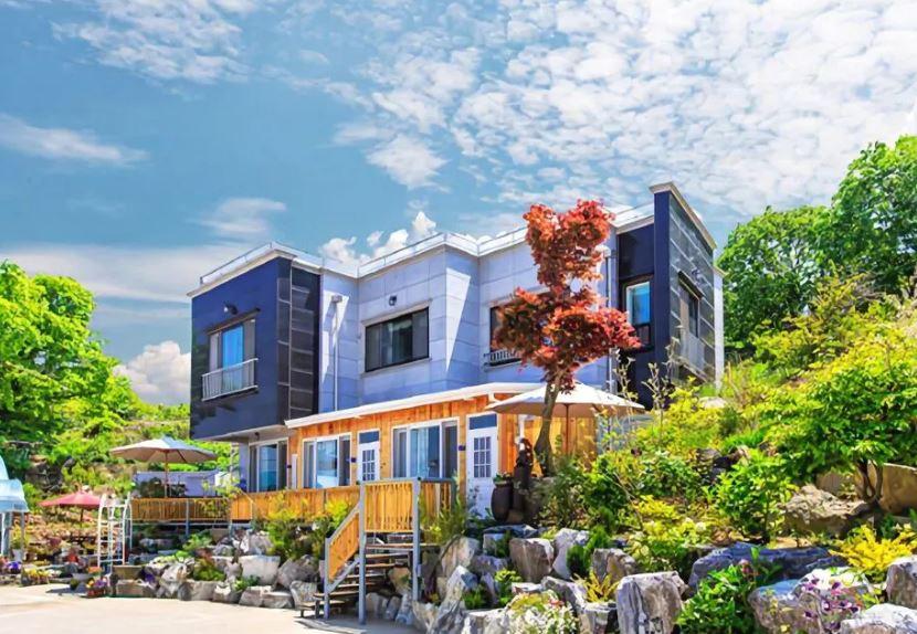 Ganghwa Plumeria Pension