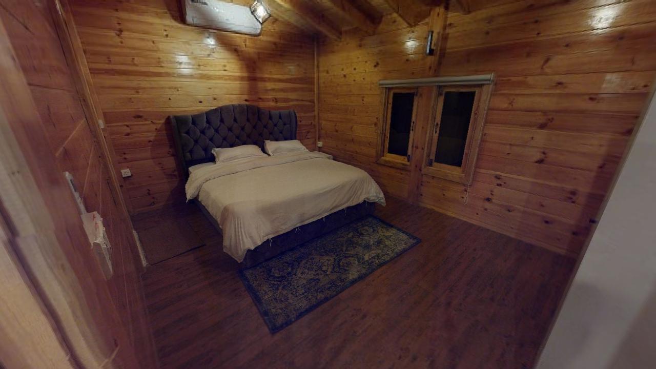Comfy Chalet with Comfortable and Simple Furniture | 1534 Room