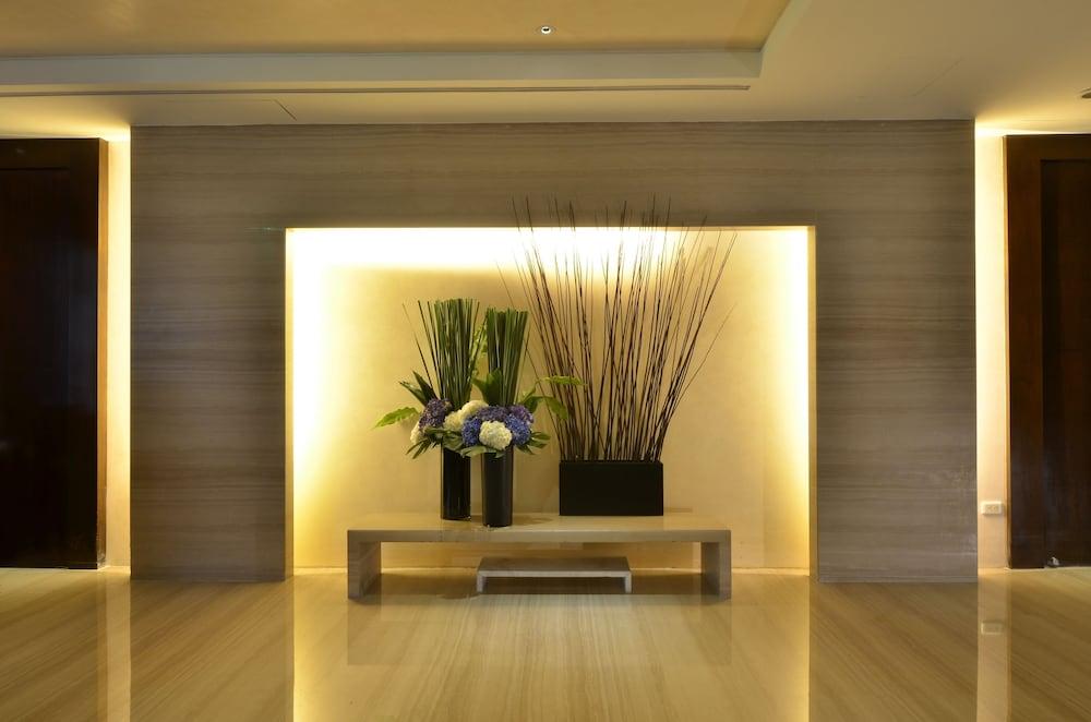 ليه سويت تايبيه دا آن داخلي