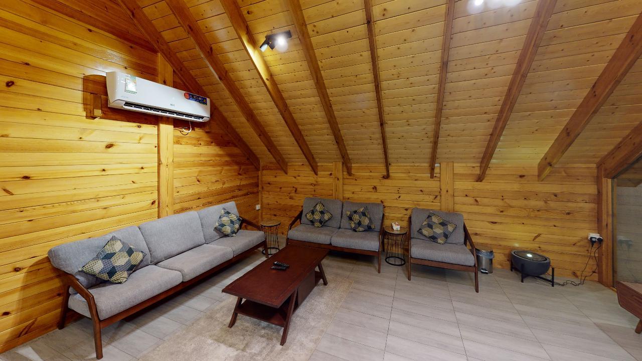 Amazing Chalet with Pool | 256