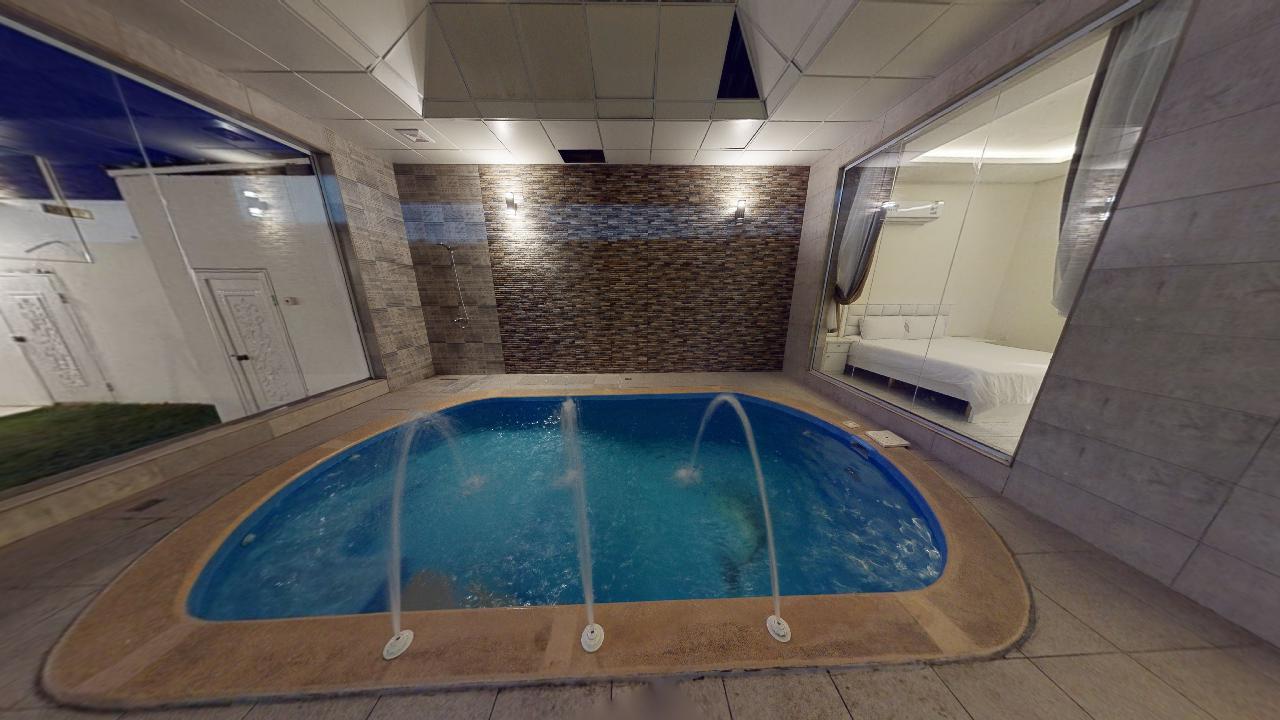 Elegant Chalet with Pool | 1328