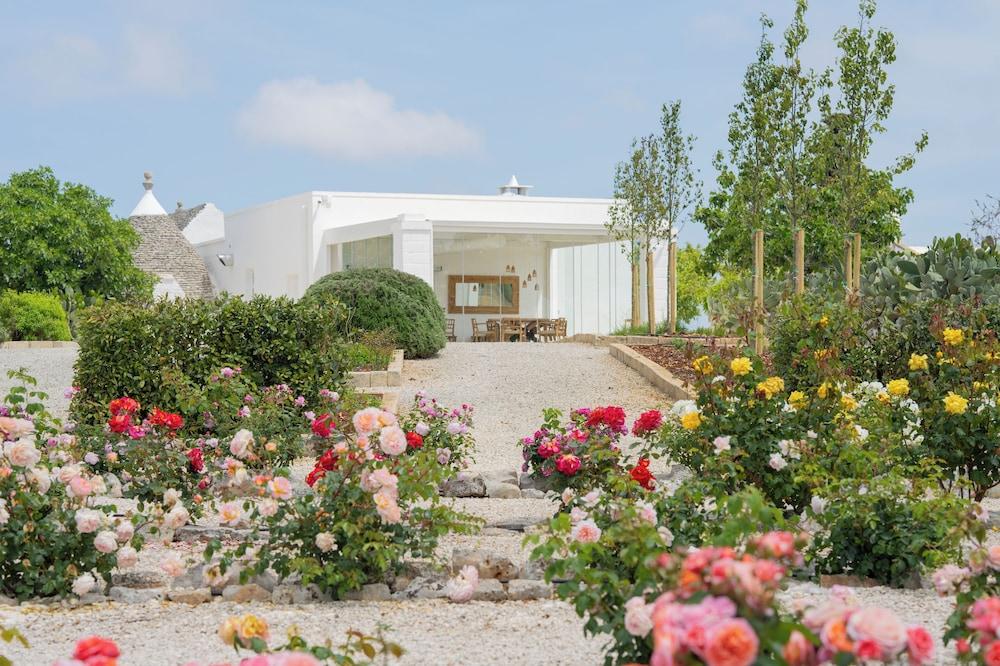 Nina Trulli Resort Exterior