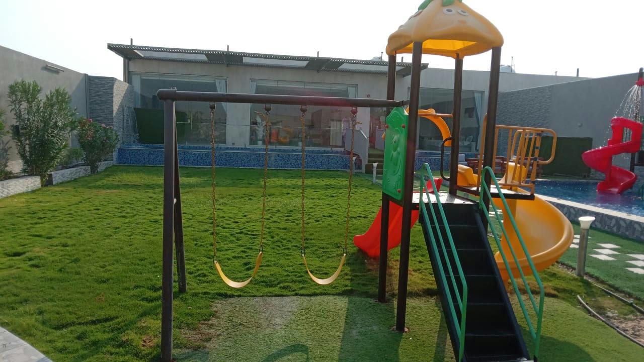 Elegant Chalet with Kids Playground | 4373