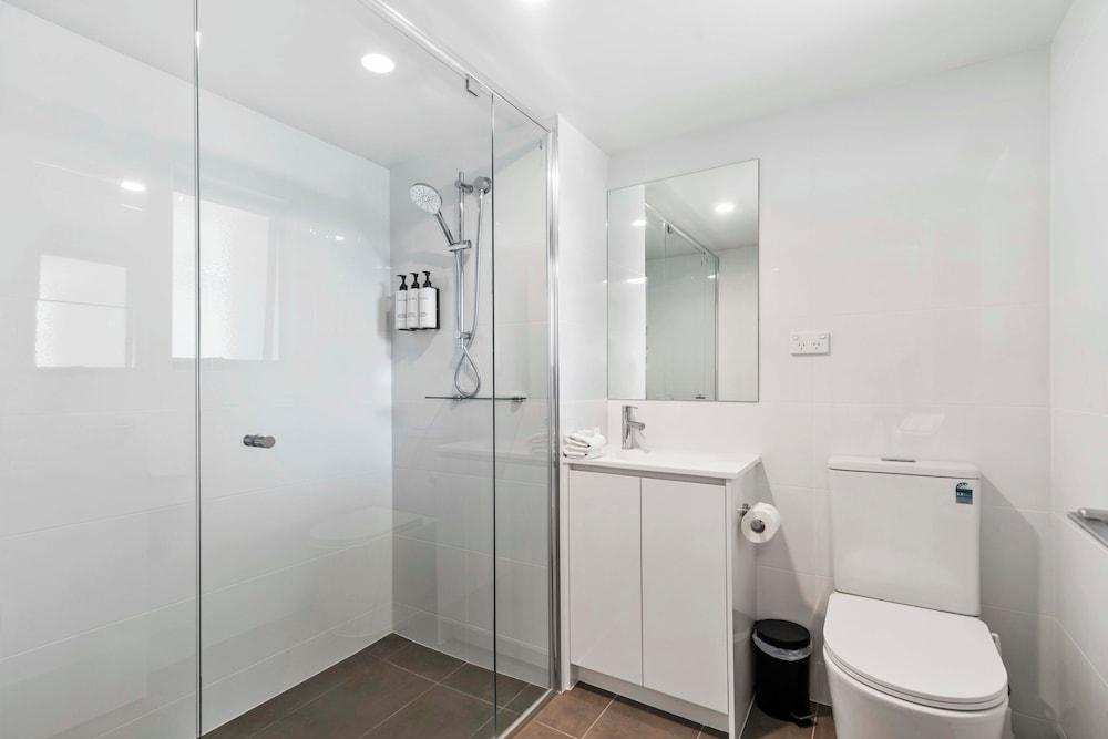 Quest Chermside Bathroom