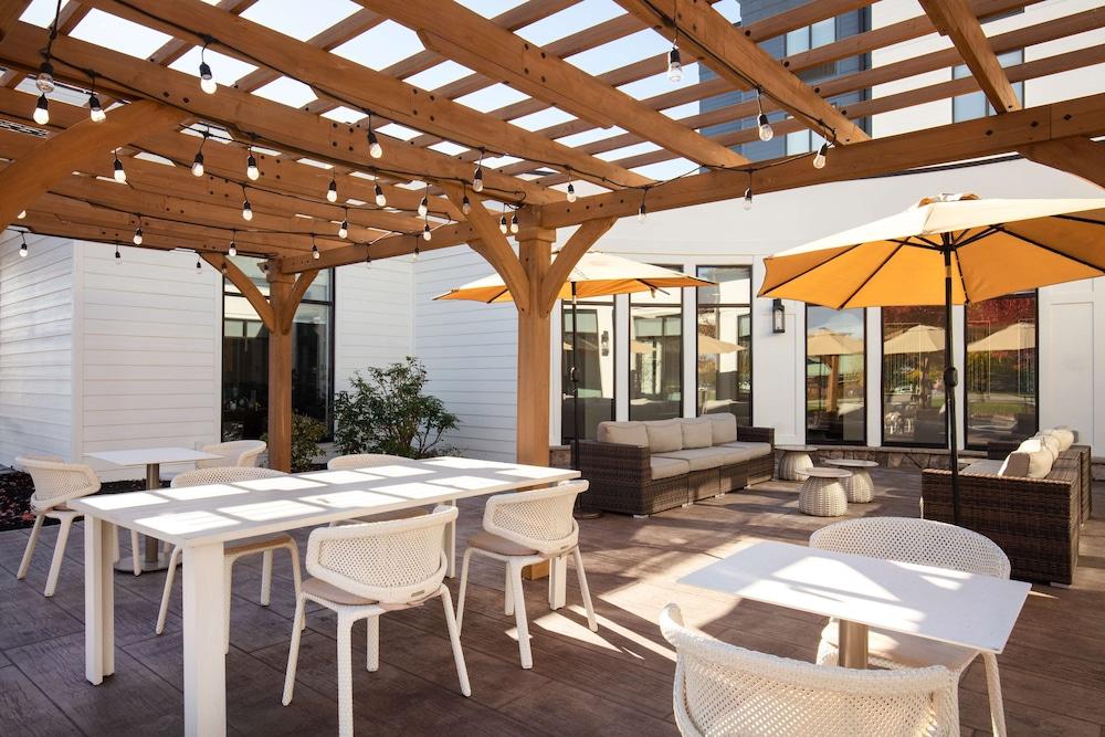 هيلتون جاردن إن كاليسبيل