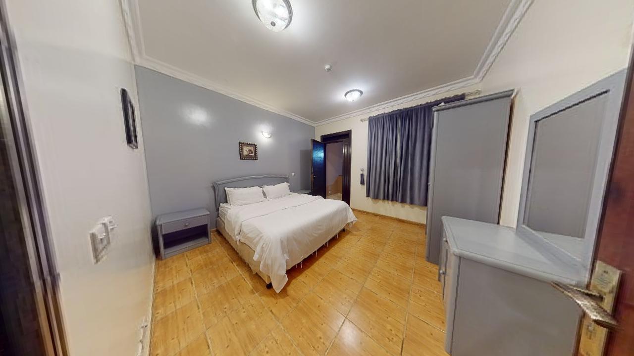 Elegant Chalet with Comfortable and Simple Furniture | 2018 Bedroom