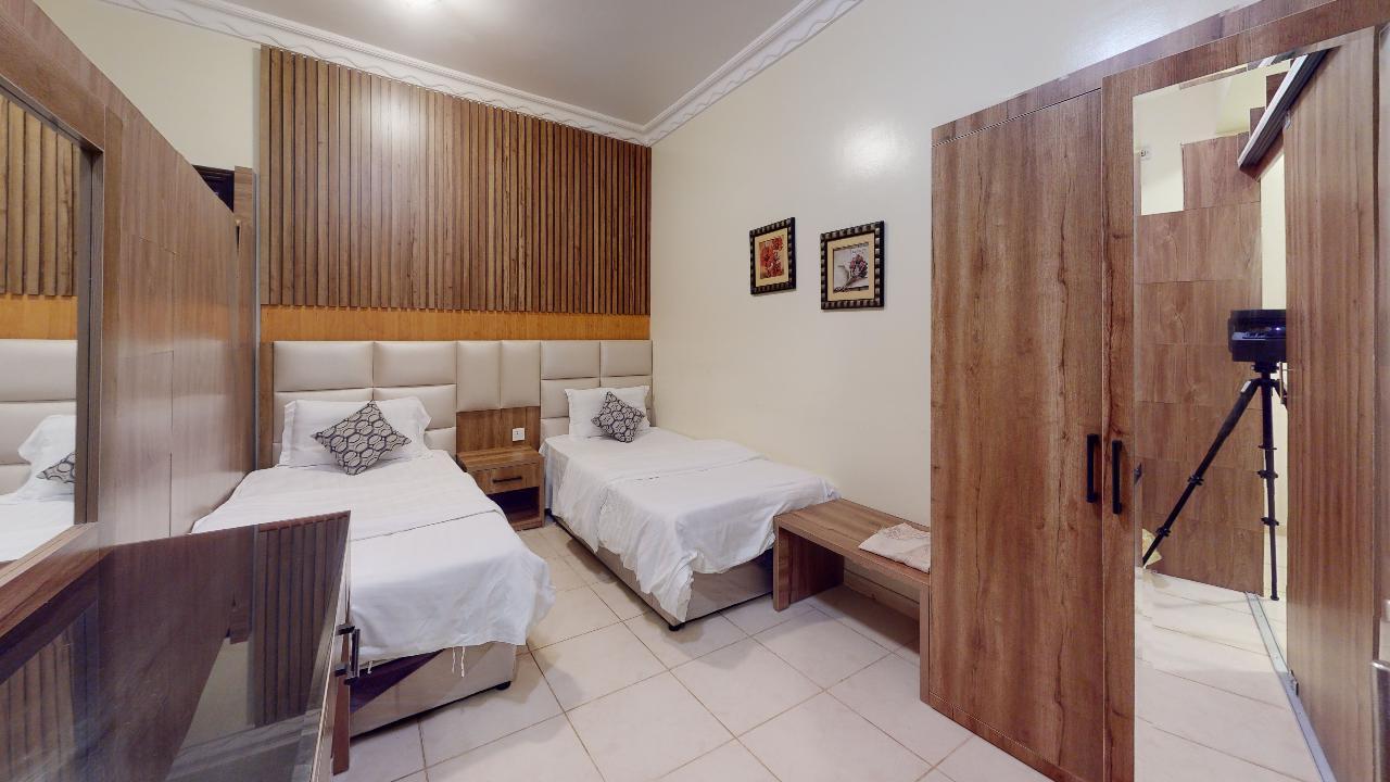 Comfy Chalet with Comfortable and Simple Furniture | 1992 Bedroom