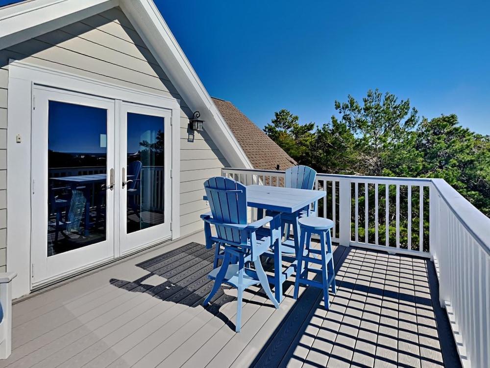 Rolling Dunes Property Grounds