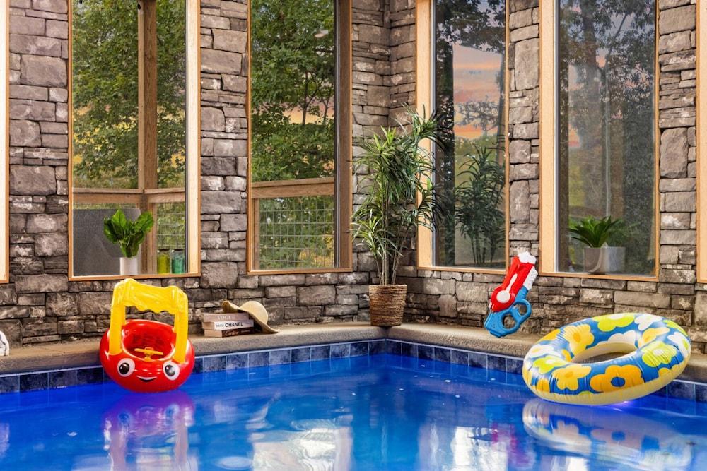 هيدين جيم ماستربيس باي جوسال لاكشري لودجينج الصورة الأساسية