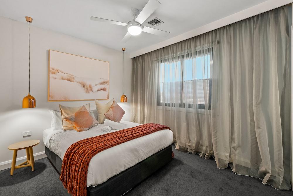 StayCentral - Moonee Ponds Penthouse Room