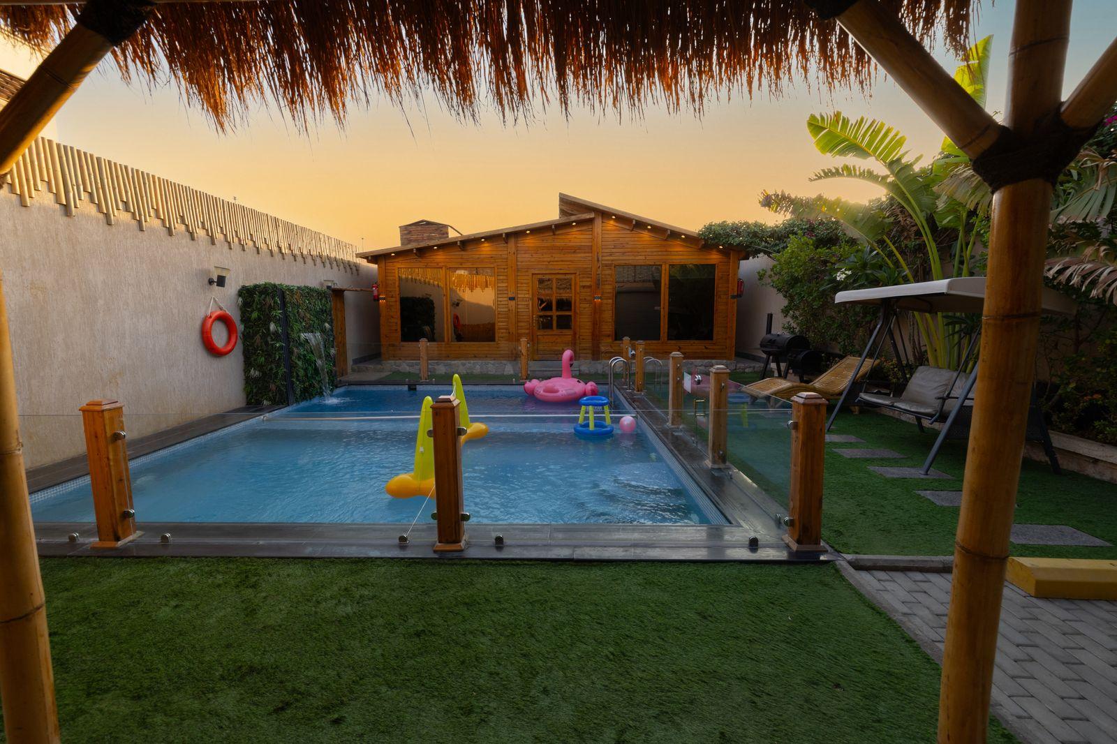 Luxurious Cottage with Kids Playground | 5715