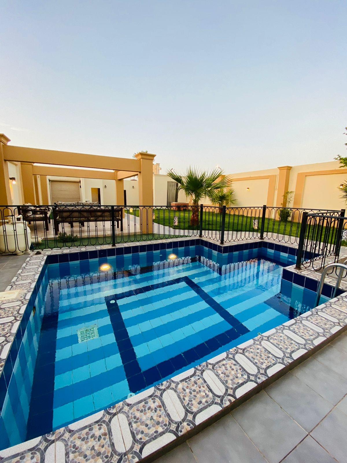 Prestigious Chalet with Pool | 3666