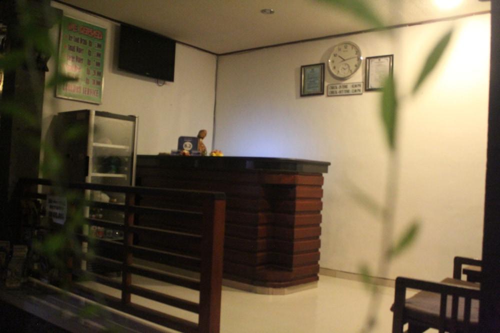 Letos Kubu Homestay Check-in/Check-out Kiosk