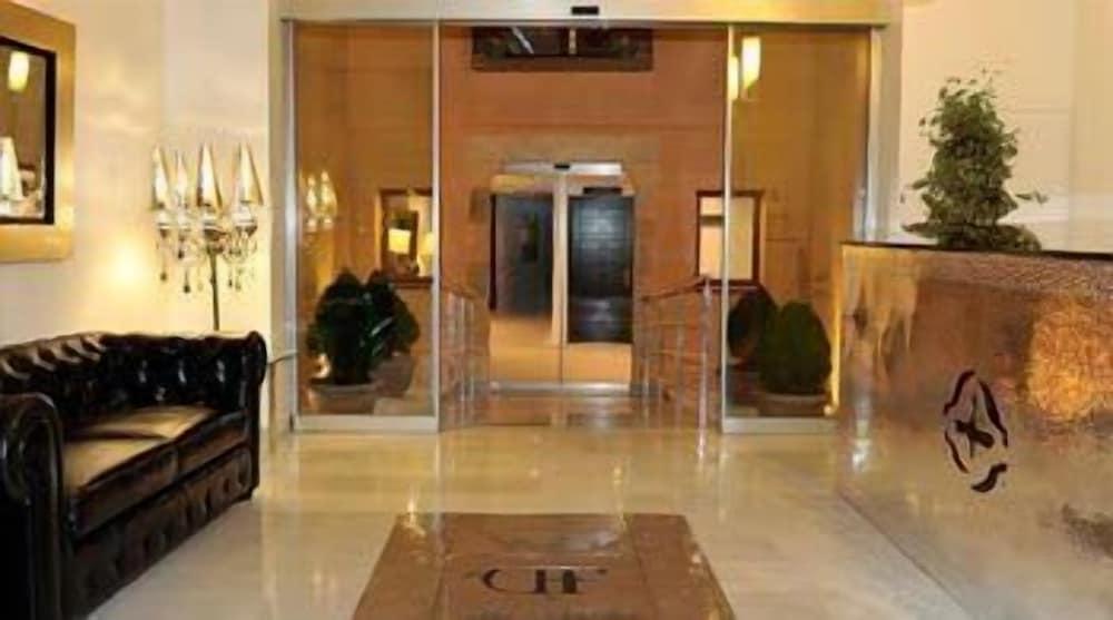 Hotel Don Felipe Lobby
