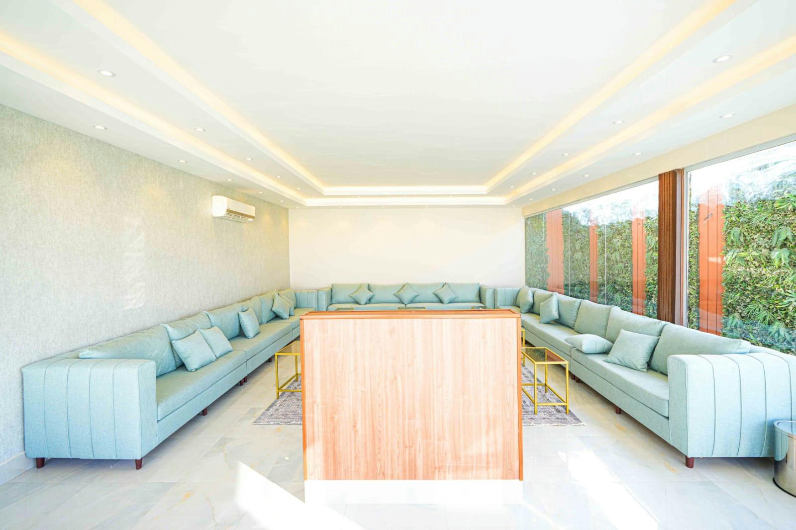 Elegant Istiraha with Grass Lawn | 4370 Living Area