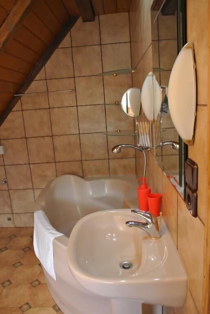 إفري سكاي كوفاري فويسكا بولسكيجو حمام