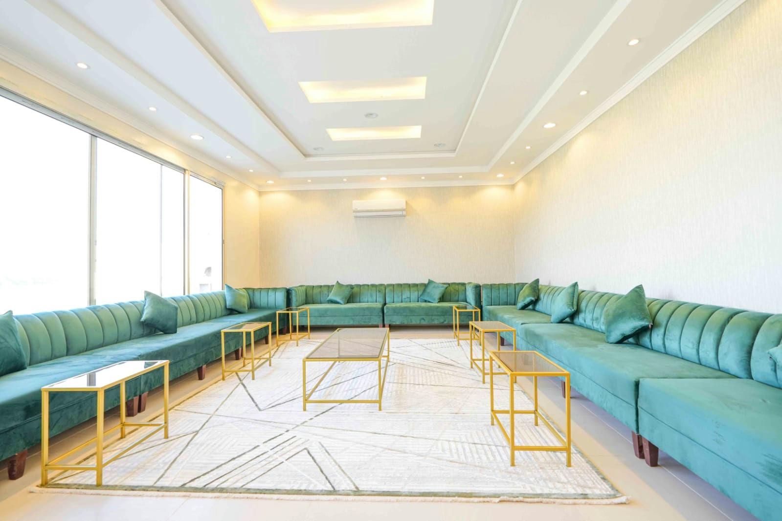 Elegant Istiraha with Grass Lawn | 4370 Living Area