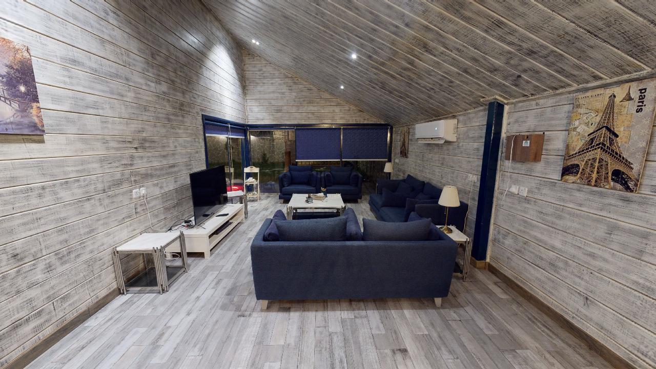 Amazing Chalet with BBQ Area | 295