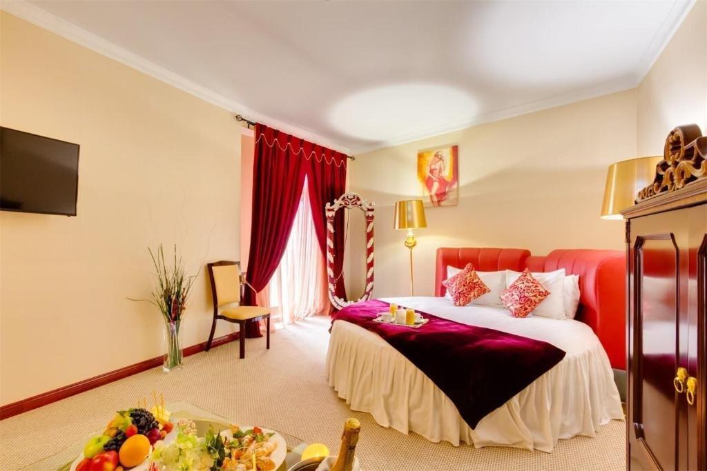 موسكو هوتل هوليداي كولكشن