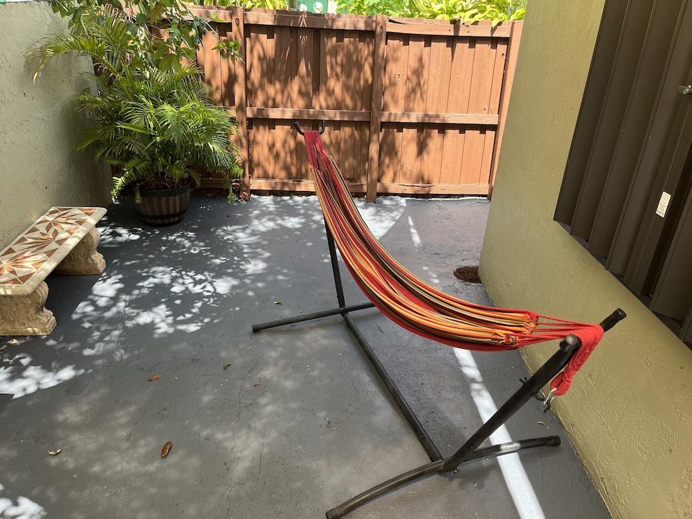 أمازينج آند كوزي دوبليكس نير زو ميامي المنطقة الخارجية