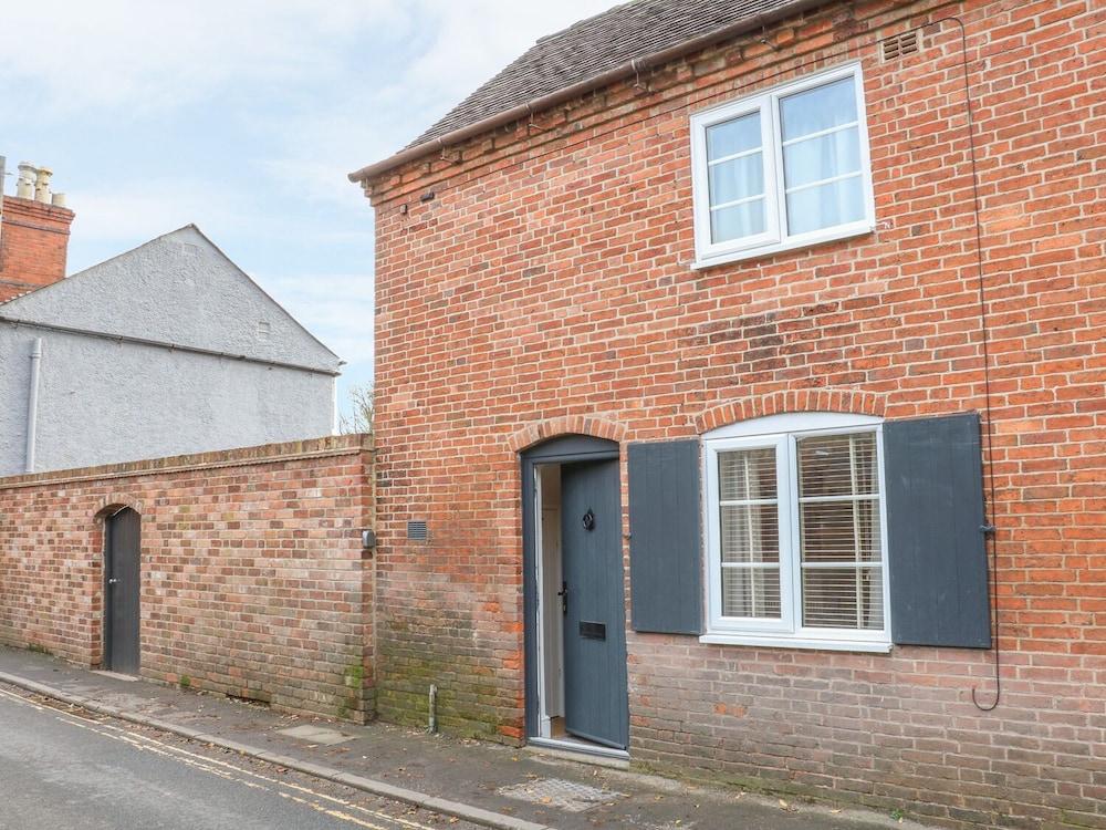 Old End Cottage Featured Image
